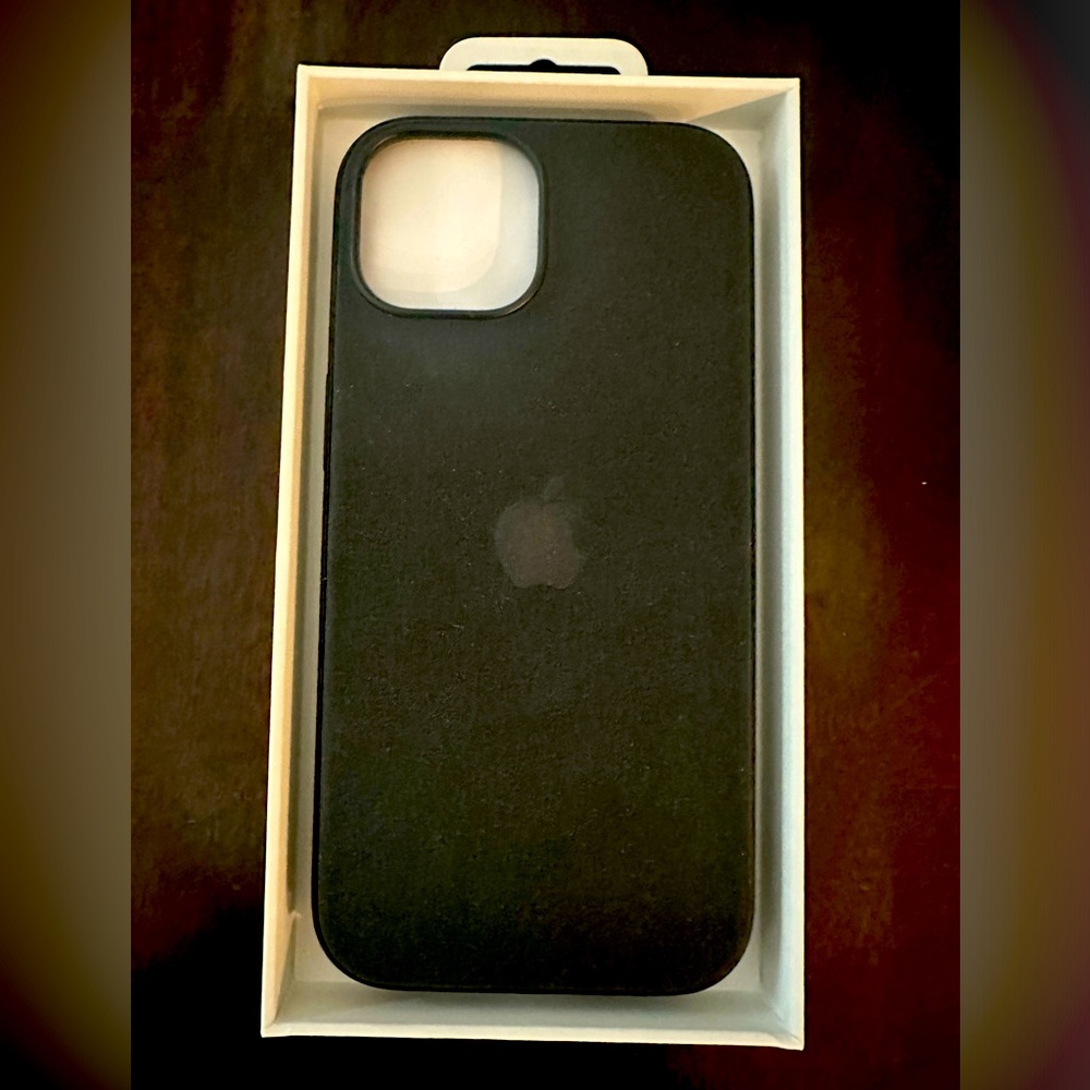 iPhone Case 15 Finewoven Case MagSafe
